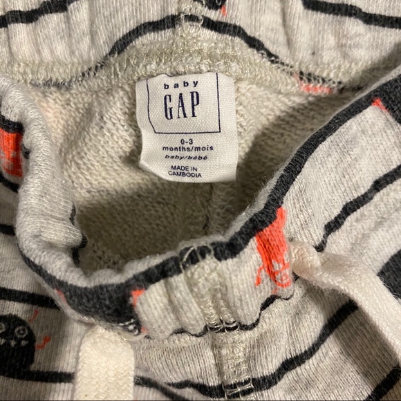 2 for $25💥Baby Gap Pants - Picture 3 of 3
